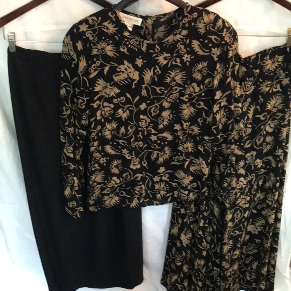 Jones New York blouse sz 6 & 2 skirts sz 4